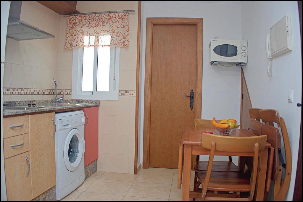 Apartamento Centro De Conil Conil De La Frontera Ngoại thất bức ảnh